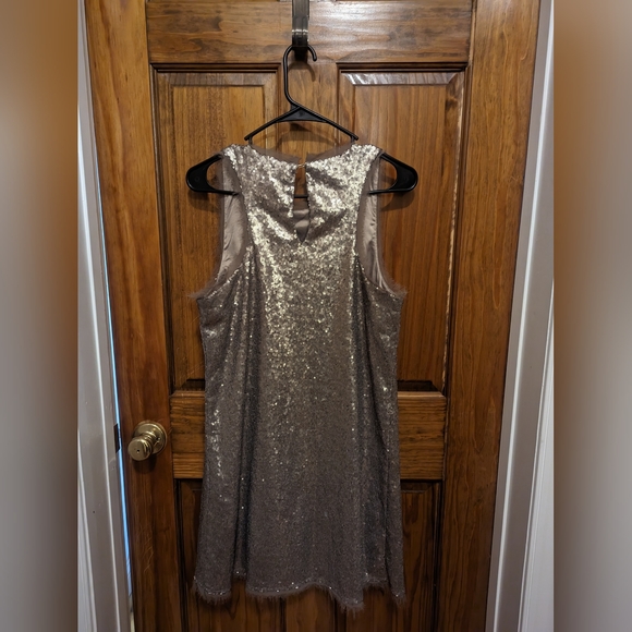 Sequined Racer Back Dress - Picture 4 of 5